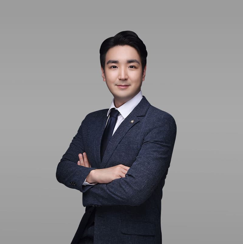 늘어나는 스토킹 범죄, 초기 대응과 법률 조력이 관건 [이승환 변호사]